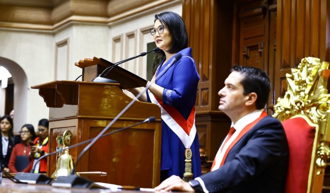 Keiko Fujimori jura como presidenta de Perú y anuncia que las Fuerzas Armadas se sumarán a la lucha contra el crimen organizado