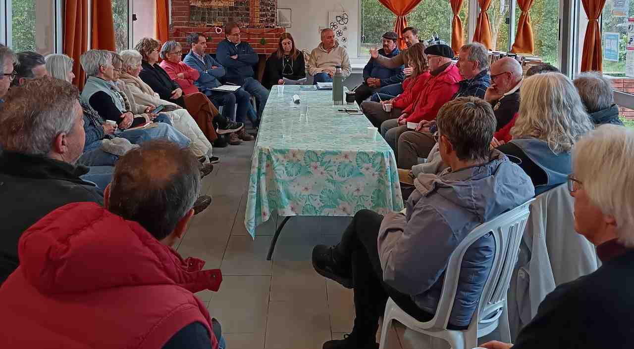 Vecinos y autoridades definen proyecto de ciclovía para Balneario Solís