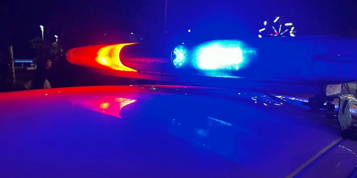 Siniestro fatal en Maldonado: una motocicleta impactó contra la parte trasera de un camión Mercedes