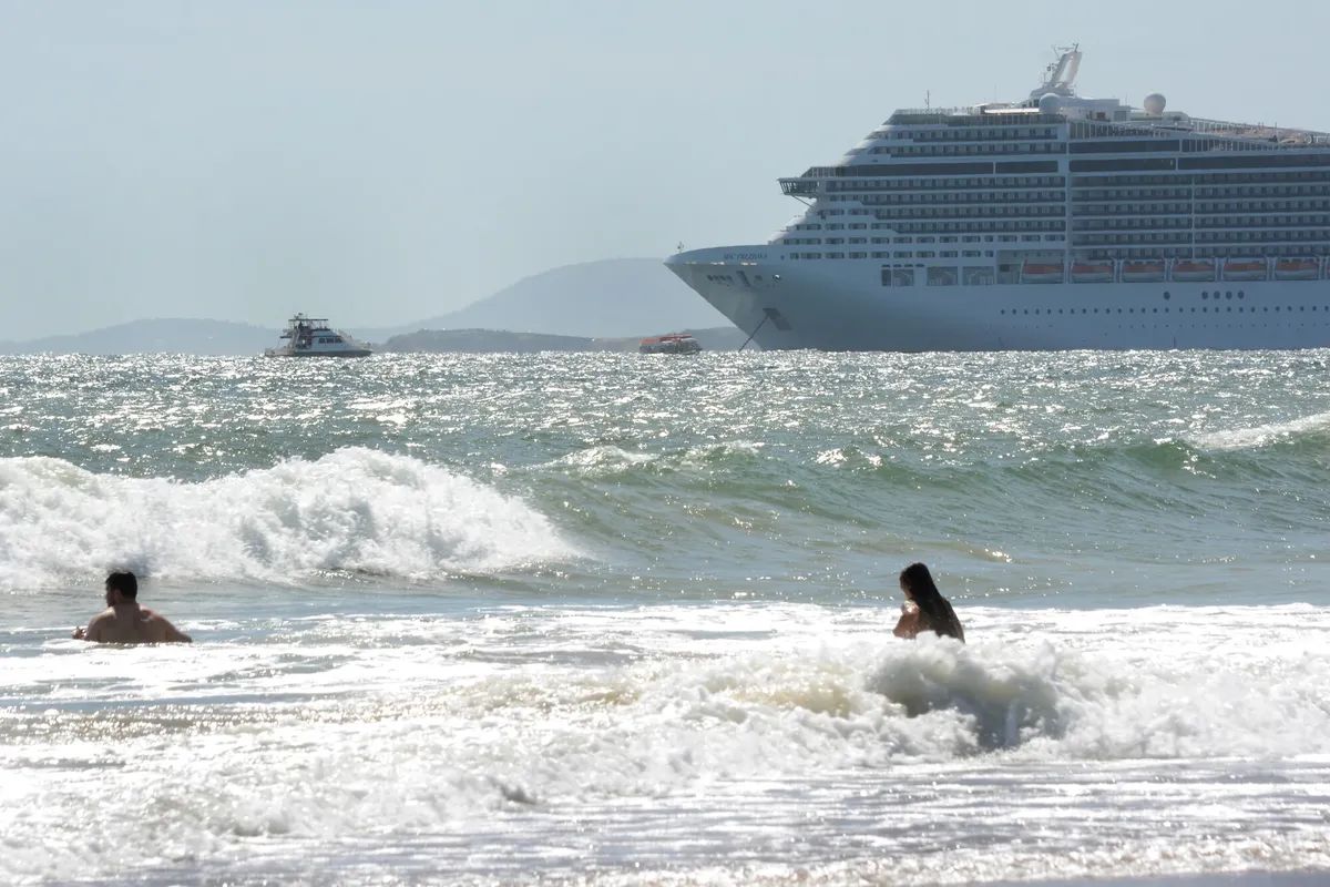Menoni planteó en Punta del Este que los puertos de cruceros de la región dejen de promocionarse por separado