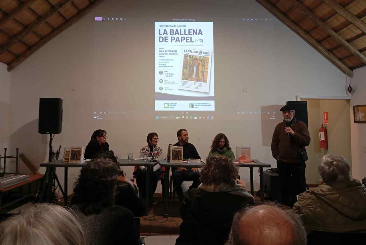 Presentaron en Piriápolis el segundo número de la revista “La Ballena de Papel”