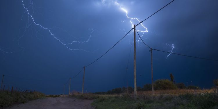 Un peón rural murió alcanzado por un rayo en Tupambaé, departamento de Cerro Largo