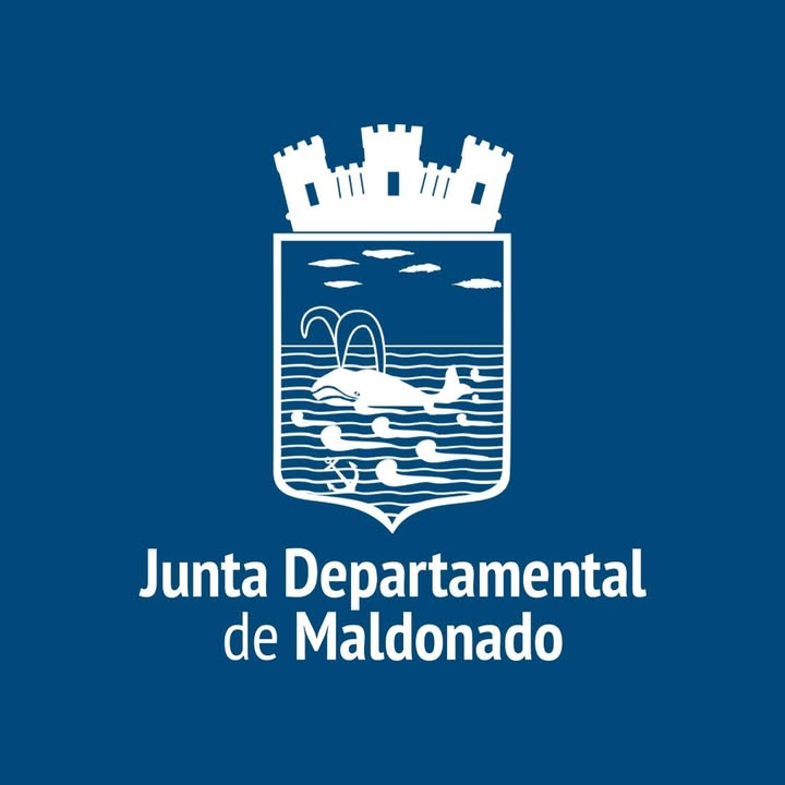 La edila suplente María José Bovio propuso en la Junta Departamental de Maldonado crear una agenda turística electrónica con cupones QR