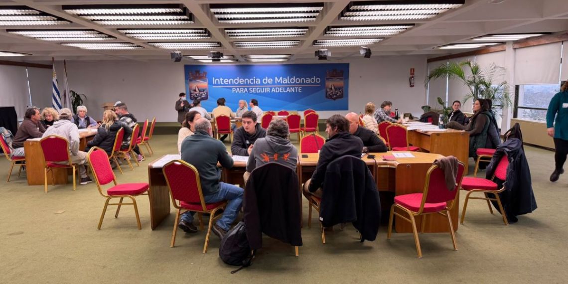 La IDM conformó una mesa de trabajo con más de 60 operadores de turismo aventura en Maldonado