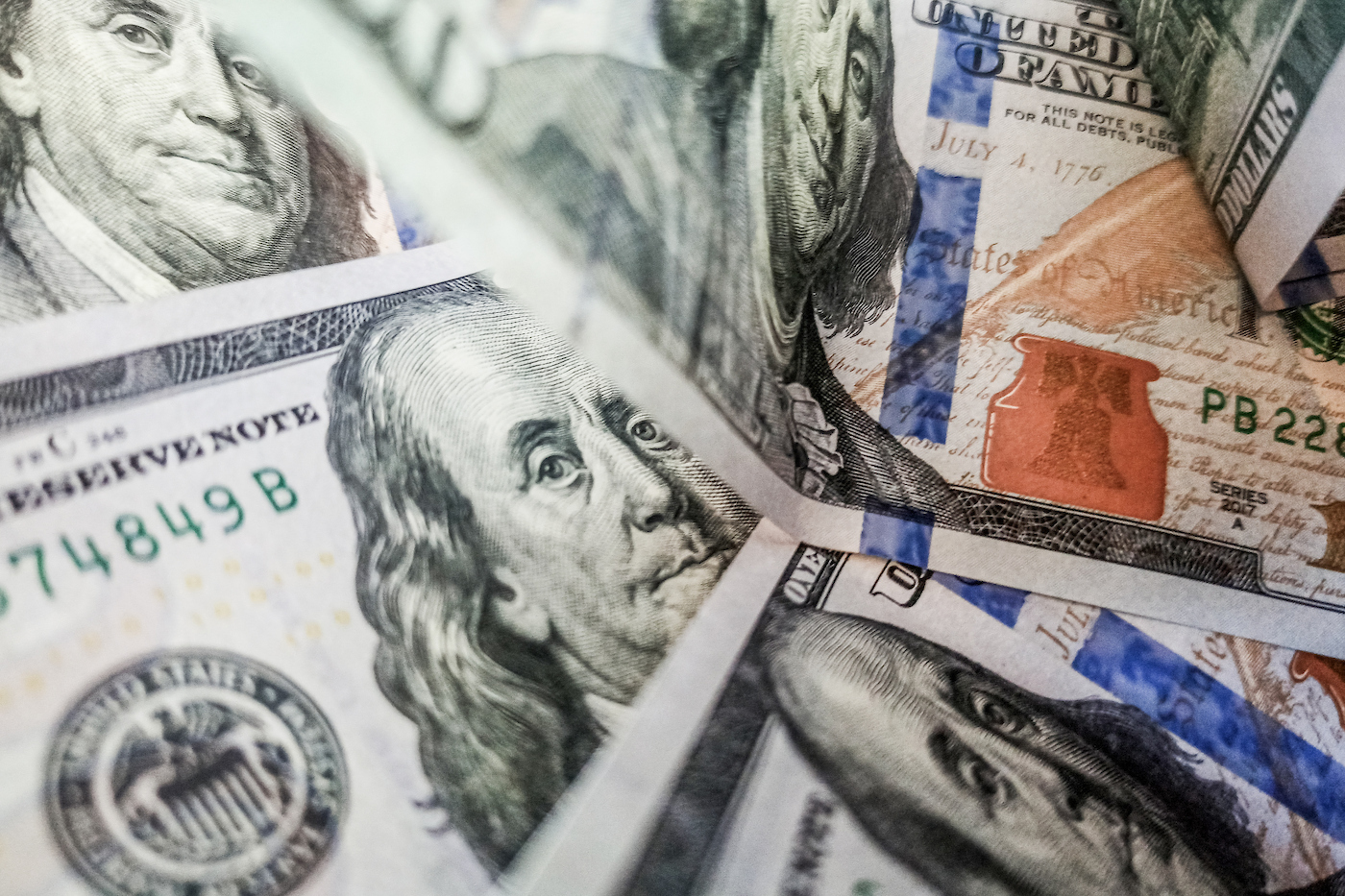 Ángel Urraburu analiza la estabilidad de tasas en Uruguay y alerta sobre el debilitamiento del dólar