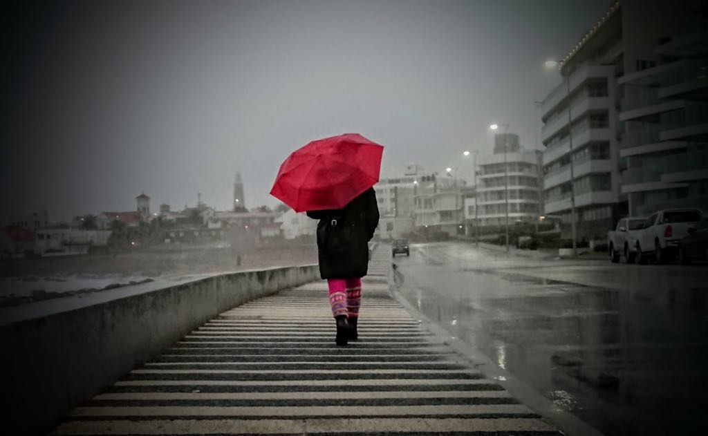 INUMET extiende aviso especial por lluvias copiosas y tormentas fuertes hasta el jueves en el este del país