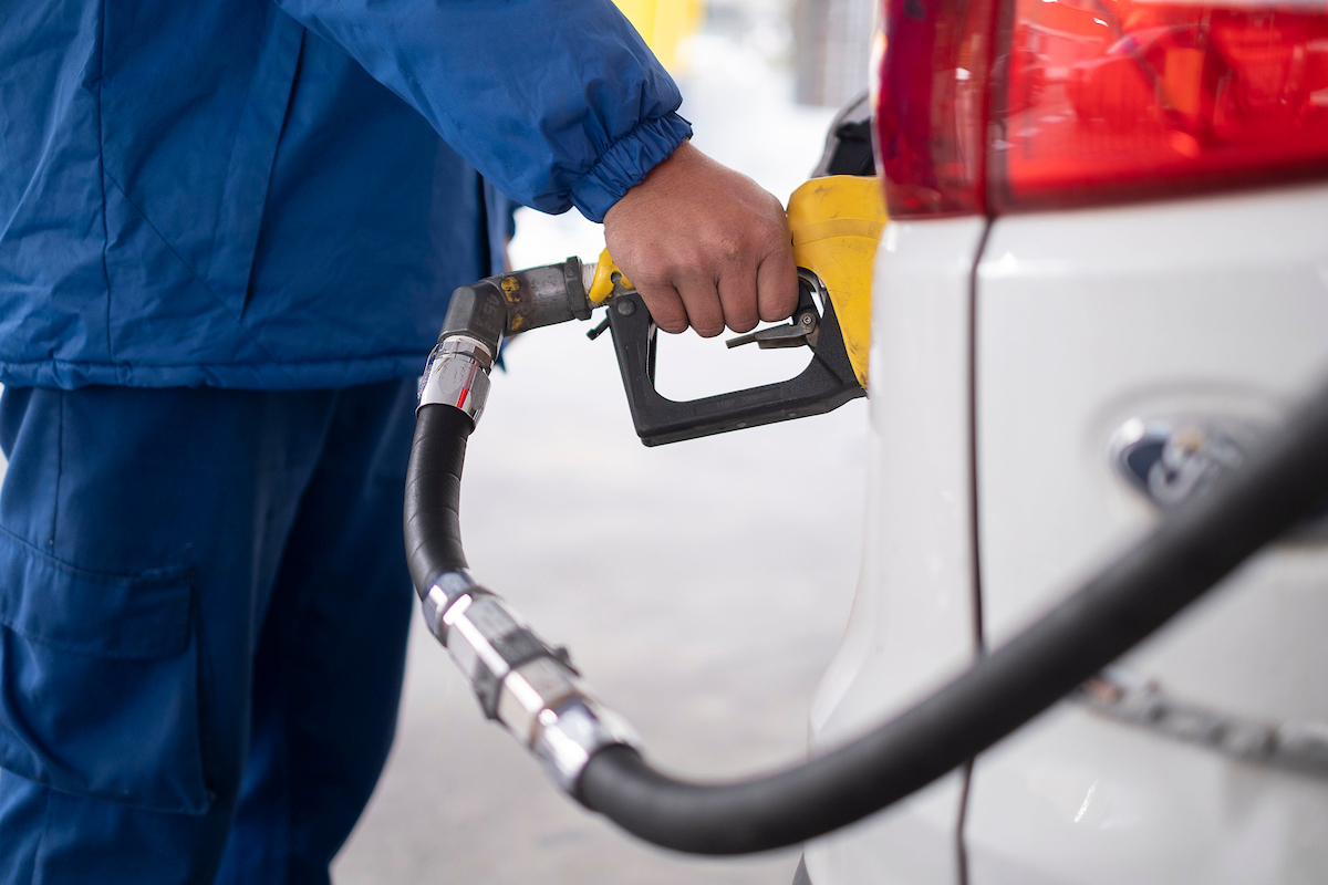 El Poder Ejecutivo definirá este viernes el precio de los combustibles para setiembre