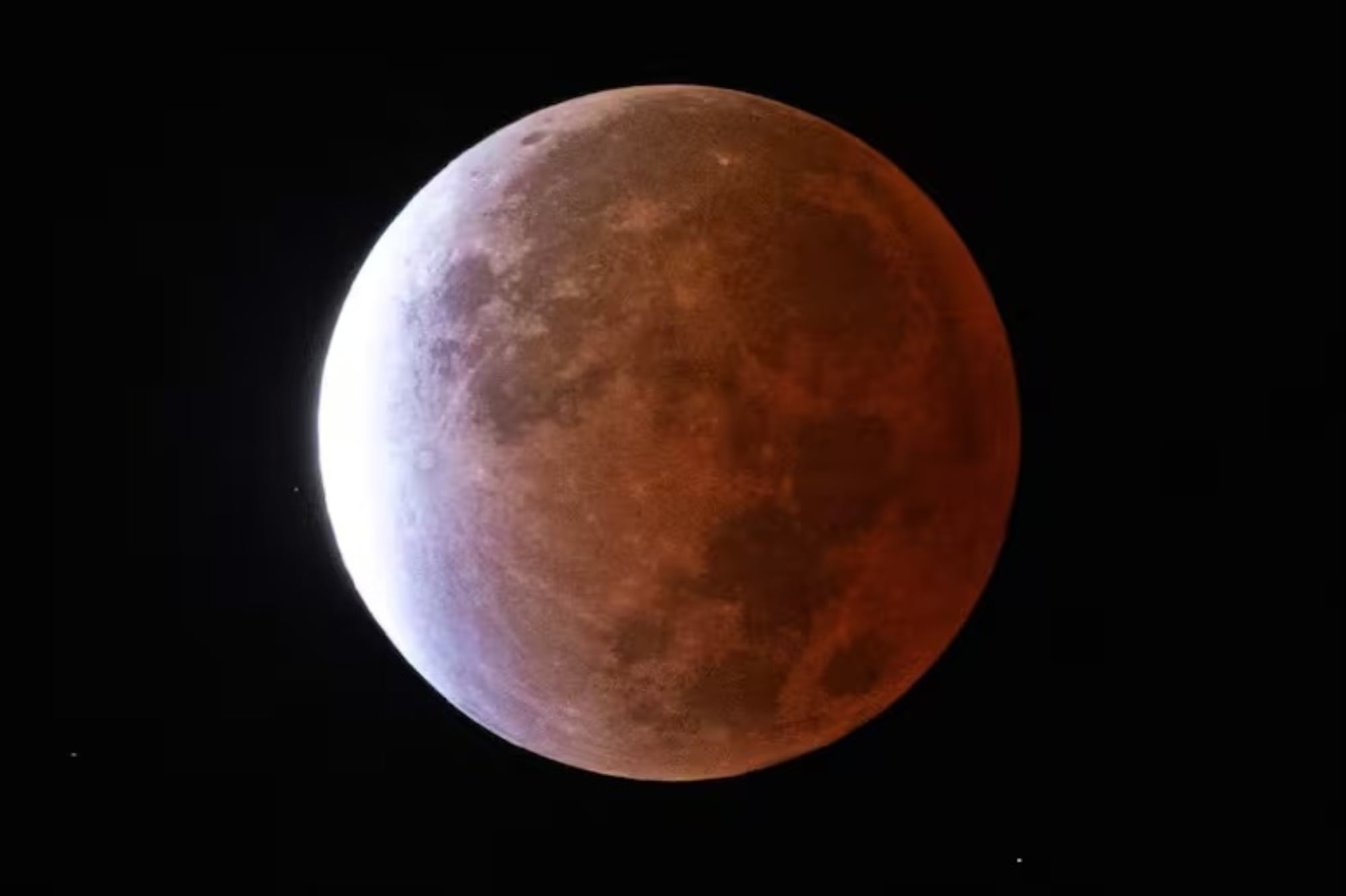 Eclipse parcial de Luna: cuándo y cómo se verá desde Argentina