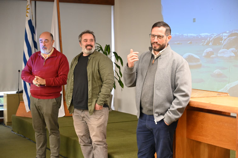AcelerIA realizó en Maldonado su primer taller de formación en inteligencia artificial para el sector turístico