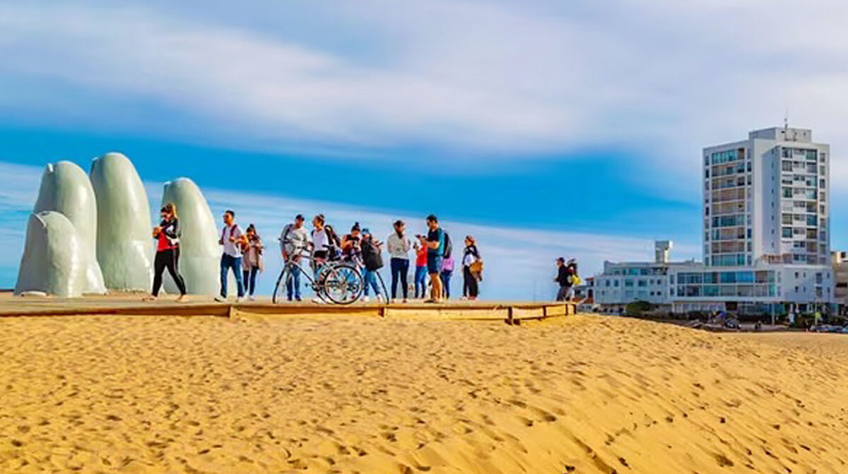 El gasto de los turistas extranjeros en Uruguay cayó 12% en el primer semestre, por la menor llegada de argentinos