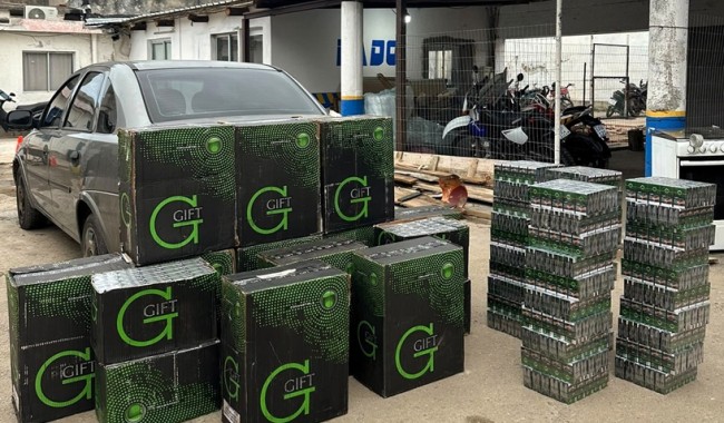 Aduanas incauta 170.000 cigarrillos y una camioneta tras una persecución en dos operativos en rutas de Maldonado